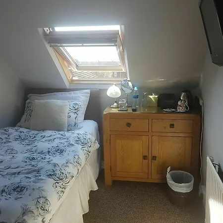 Streonshalh Gasthuis 3*