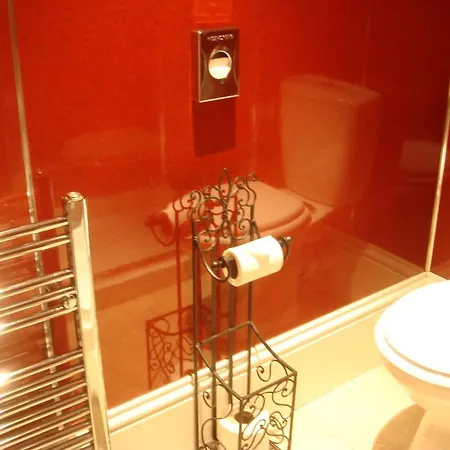 Konukevi Streonshalh 3*